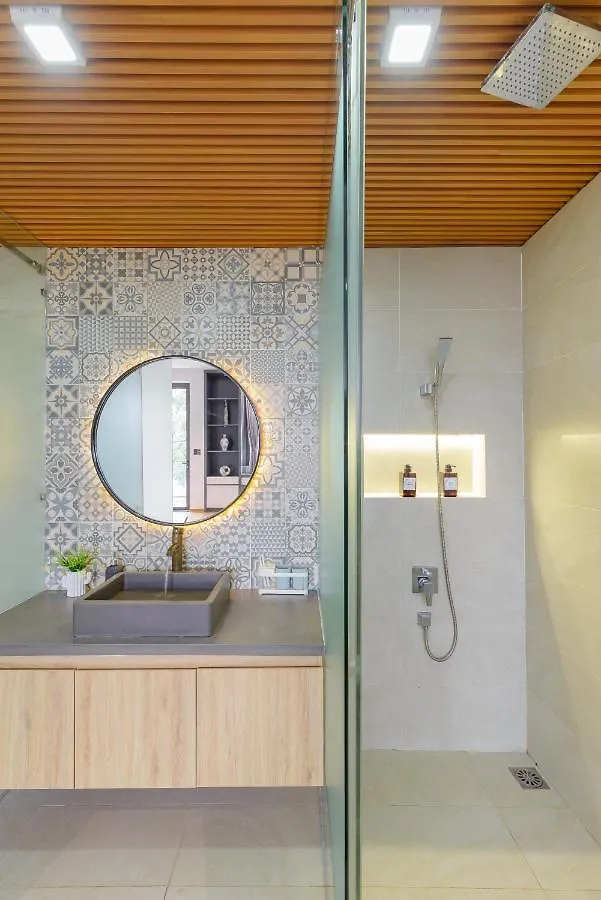 Athena Lux Villa Da Nang