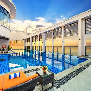아파트 Luxury - Rooftop Swimming Pool - Front - Hinata, 다낭